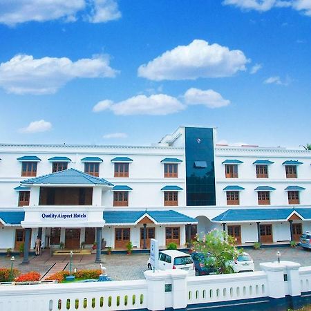 Quality Airport Hotels Nedumbassery Exteriör bild