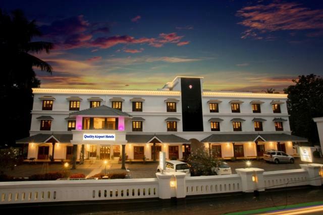 Quality Airport Hotels Nedumbassery Exteriör bild