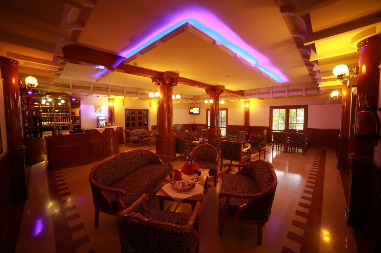 Quality Airport Hotels Nedumbassery Exteriör bild